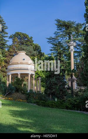 In stile moresco gazebo nel parco "Arboretum" a Sochi. Foto Stock