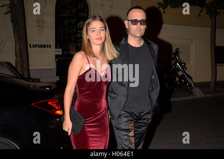 Risto Mejide e Laura Escanes a Madrid lunedì 19 agosto 2016 Foto Stock