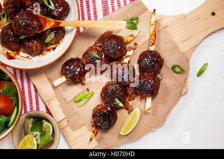 Le polpette di carne in salsa barbecue Foto Stock