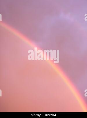 Doppio arcobaleno segmento, atmosferici fenomeno ottico, Bavaria Foto Stock