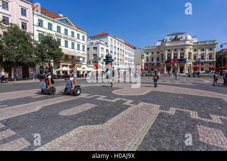 Bratislava, Slovacchia, Europa, il vecchio Teatro nazionale slovacco edificio su Hviezdoslav Square nella Città Vecchia Foto Stock