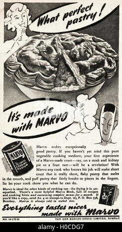 Pubblicità Pubblicità pasticceria Marvo originale vecchia vintage annuncio dalla lingua inglese magazine pubblicato in India datata 1945 Foto Stock