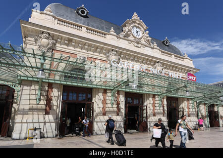 Gare de Nice-Ville (stazione ferroviaria principale), Nizza, Alpes Maritimes, Provence-Alpes-Côte d'Azur, in Francia Foto Stock