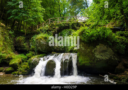 Mullerthal trail ponte di pietra Foto Stock