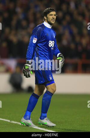 Il Nottingham Forest portiere Vladimir Stojkovic durante l EFL Cup, terzo round corrisponde alla massa della città di Nottingham. Stampa foto di associazione. Picture Data: martedì 20 settembre, 2016. Vedere PA storia SOCCER foresta. Foto di credito dovrebbe leggere: Nigel francese/filo PA. Restrizioni: solo uso editoriale nessun uso non autorizzato di audio, video, dati, calendari, club/campionato loghi o 'live' servizi. Online in corrispondenza uso limitato a 75 immagini, nessun video emulazione. Nessun uso in scommesse, giochi o un singolo giocatore/club/league pubblicazioni. Foto Stock