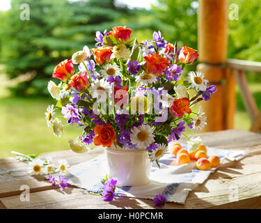 Mazzo di fiori. Foto Stock