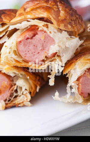 Frankfurter salsicce in pasta sfoglia Foto Stock