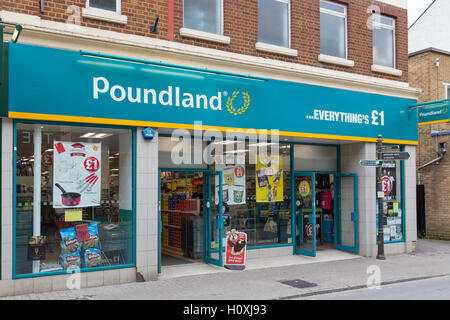 Poundland retail stor, England, Regno Unito Foto Stock