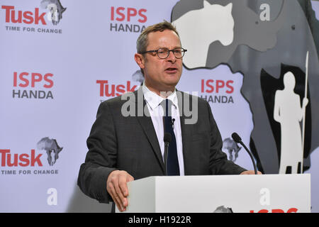 Lo Chef Hugh Fearnley-Whittingstall parla al tempo per cambiare - un evento organizzato dalla carità di conservazione brosmio, all'Shard grattacielo a Londra. Foto Stock