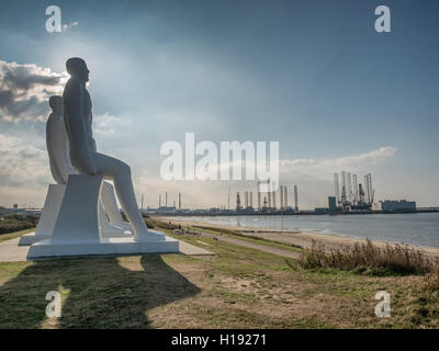 Gli uomini di mare colossali statue nei pressi del porto di Esbjerg, Danimarca Foto Stock