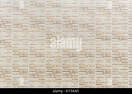Decorativa mattoni orizzontali nell'edilizia urbana Foto Stock