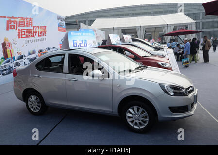 Beijing, Pechino, Cina. 23 Sep, 2016. La Beijing Auto Fair 2016 si apre a China National Agricultural Exhibition Center di Pechino, settembre 23rd, 2016, con circa 30 auto marche da Germania, Francia, il Giappone e gli altri paesi. © SIPA Asia/ZUMA filo/Alamy Live News Foto Stock