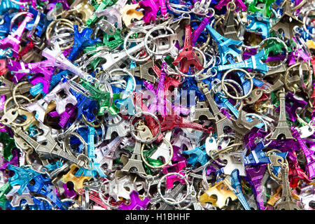 Chiave di souvenir catena di mini tour eiffel da parigi francia Foto Stock