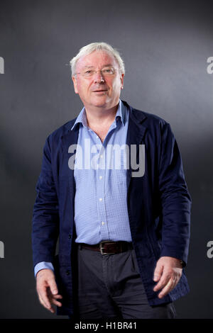 Richard Murphy, il British dottore commercialista ed economista politico che le campagne su questioni di evasione fiscale e l'evasione fiscale, al Edinburgh International Book Festival. Edimburgo, Scozia. 17 Agosto 2016 Foto Stock