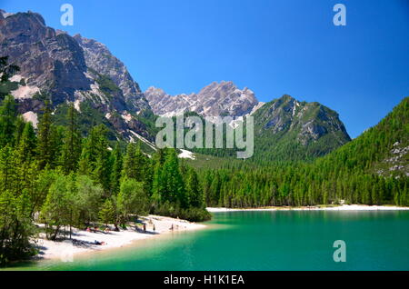 Bergsee, Lago di Braies, Naturpark, Fanes-Sennes-Braies, Dolomiten, Seekofel, Val Pusteria, Suedtirol Foto Stock