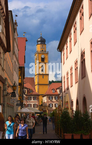 Bad Mergentheim, la piazza del mercato, il San Giovanni Battista cattedrale, Strada Romantica, Romantische Strasse, Baden-Wuerttemberg, Germania, Europa Foto Stock