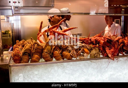 Bubblicious champagne pranzo a buffet hotel di lusso di Dubai Foto Stock