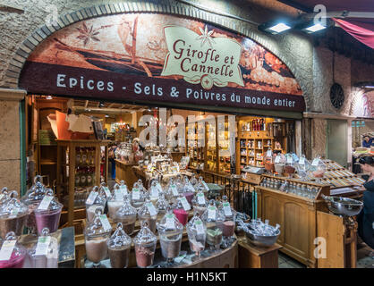 Sale e pepe Shop, spezie, Mercato di stallo, Vieux Nice, Alpes Maritimes, in Provenza Costa Azzurra, Mediterraneo, Francia, Europ Foto Stock