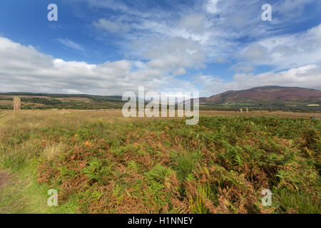 Isola di Arran, Scozia. Vista pittoresca di Machrie Moor con cerchi di pietre. Foto Stock
