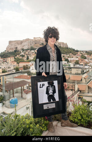 Laura Pergolizzi (LP) dà una conferenza stampa ad Atene in Grecia. Laura darà un concerto di venerdì 23/9. Foto Stock