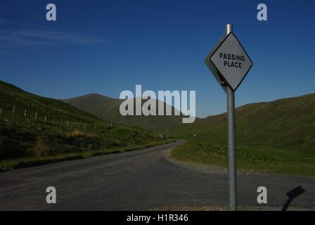 Passante posto, Glen More, Isle of Mull, Scozia Foto Stock