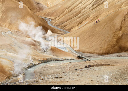 Kerlingarfjoll o Ogress' montagne, una montagna vulcanica gamma situato negli altopiani del Islanda..Il vapore caldo dall'interno t Foto Stock