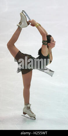 Oberstdorf, Germania. 24Sep, 2016. Elizaveta Tuktamysheva della Russia pattini in campo femminile evento di freestyle al 48th Nebelhorn Trophy a Oberstdorf in Germania, 24 settembre 2016. Foto: KARL-JOSEF HILDENBRAND/dpa/Alamy Live News Foto Stock