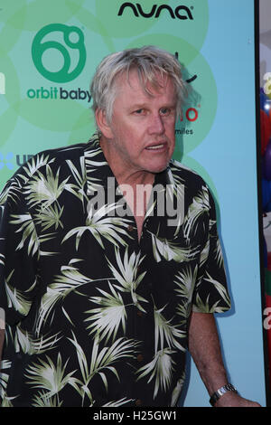 Città di Culver, CA - 24 settembre: Gary Busey assiste la fase2 & favorito.da presentare il quinto annuale tappeto rosso la consapevolezza della sicurezza evento presso Sony Pictures Studios il 24 settembre 2016 in Culver City, California. (Credit: Parisa Afsahi/MediaPunch). Foto Stock