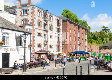 Exeter UK negozi e ristoranti a Exeter Quay Exeter Devon Inghilterra Regno Unito GB Europa Foto Stock