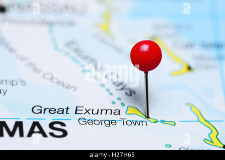 George Town imperniata su una mappa di Bahamas Foto Stock