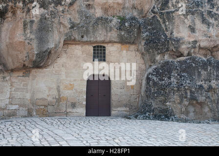 Matera - grotta la chiesa di San Giovanni in Monterrone - Sasso Caveoso Foto Stock