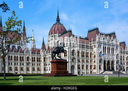 Il Parlamento ungherese edificio in Budapest, Ungheria. È la sede dell'Assemblea nazionale di Ungheria. Foto Stock