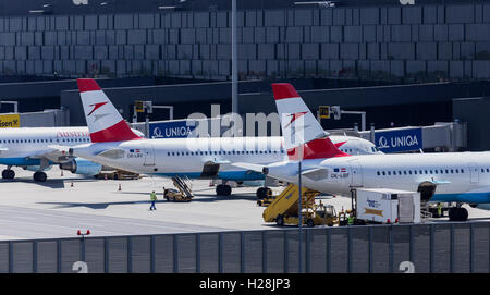 Compagnia aerea austriaca piani allineate Foto Stock