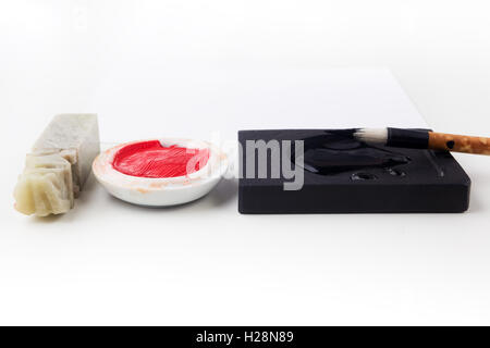 Asian spazzola tradizionale penna e inchiostro per calligrafia Foto Stock
