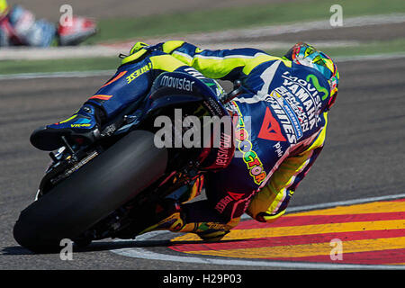 Alcaniz, Spagna. 25 Settembre, 2016. Valentino Rossi di Italia e Movistar Yamaha MotoGP in la sua bici durante la gara a Motorland Aragon circuito su Settembre 25, 2016 a Alcaniz, Spagna. Credito: marco iorio/Alamy Live News Foto Stock