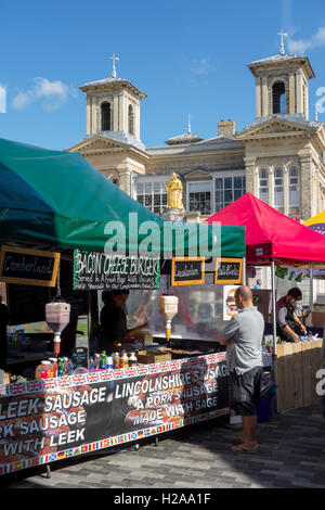 Regno Unito, Inghilterra, Surrey, Kingston upon Thames piazza del mercato Foto Stock