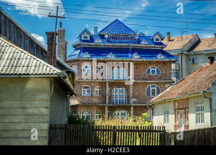 Caratteristica casa di Romani in Romania Foto Stock