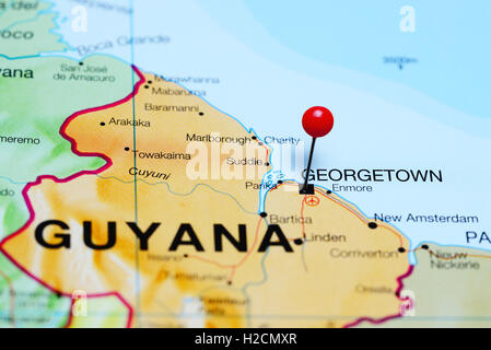 Georgetown imperniata su una mappa della Guyana Foto Stock