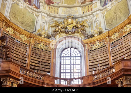 Vienna, Austria - 14 agosto 2016: Lo stato Hall (Prunksaal) è il cuore della Biblioteca Nazionale Austriaca. Foto Stock
