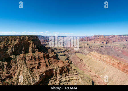 Vista del canyon paesaggio, South Rim, il Parco Nazionale del Grand Canyon, Arizona, Stati Uniti d'America Foto Stock