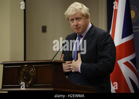 Ankara, Turchia. Il 27 settembre, 2016. Sep.27, 2016 - Segretario degli esteri britannico Boris Johnson parla alla conferenza stampa tenutasi ad Ankara. Credito: Tumay Berkin/ZUMA filo/Alamy Live News Foto Stock