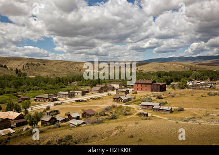 MT00071-00...MONTANA - Storico Bannack, una volta una fiorente città mineraria oggi una città fantasma in stato di Bannack Park. Foto Stock