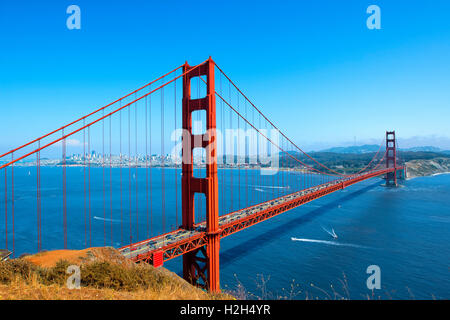 Il Ponte Golden Gate e la skyline di San Francisco Foto Stock