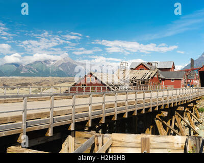 Fotografia del abbandonati, Kennicott storica miniera di rame in Wrangell-Saint Elias National Park, vicino McCarthy, Alaska. Foto Stock