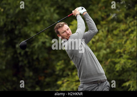 Dell'Europa Chris Wood durante una sessione di prove libere in vista del xli Ryder Cup a Hazeltine National Golf Club in Chaska, Minnesota, Stati Uniti d'America. Foto Stock