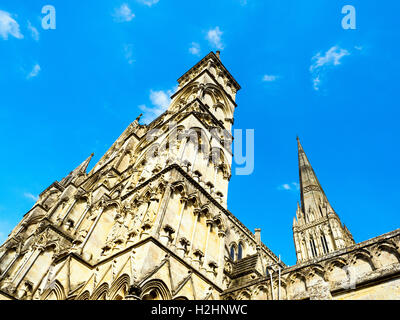 La Cattedrale di Salisbury o chiesa cattedrale della Beata Vergine Maria - Wiltshire, Inghilterra Foto Stock