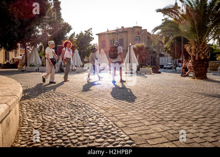 Nel tardo pomeriggio street scene in Lefkosa Nicosia in Cipro Foto Stock