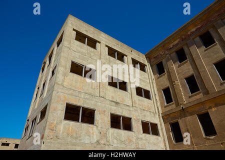 Ci abbandonati edifici dell'esercito a Fort McDowell su Angel Island, California. Foto Stock