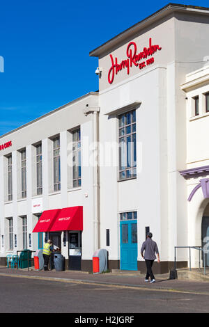 Harry Ramsden's Harry Ramsden The Worlds Most Famous Fish & Chips Restaurant a Bournemouth, Dorset UK a settembre Foto Stock