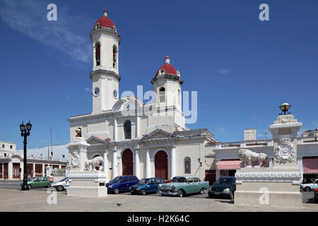 Catedral de la Purisima Concepcion al Parque Jose Marti, la cattedrale, il centro storico di Cienfuegos Cienfuegos, Provincia, Cuba Foto Stock